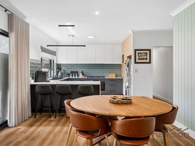 94 Cunningham Drive, Oakford WA 6121