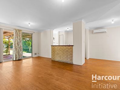 25 Ottawa Crescent, Beechboro WA 6063