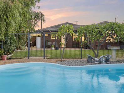37 Guron Road, Duncraig WA 6023