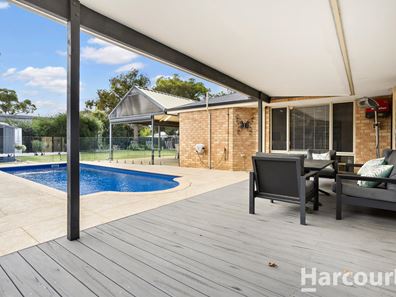 11 Dalton Way, Greenfields WA 6210