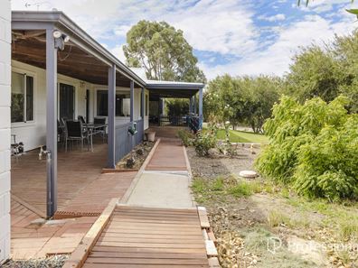 64 Seaflower Way, Gabbadah WA 6041
