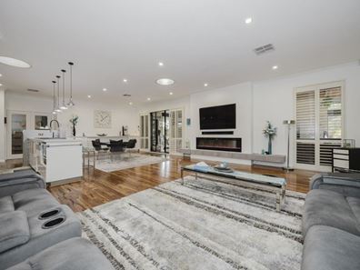 14 Trotman Crescent, Yanchep WA 6035