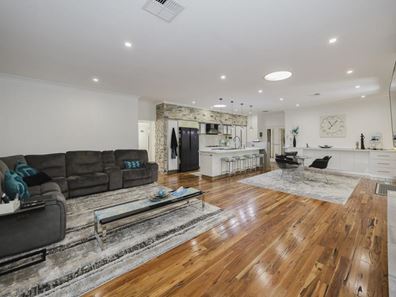 14 Trotman Crescent, Yanchep WA 6035