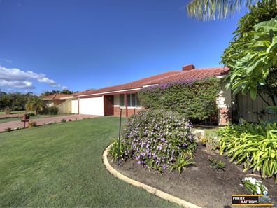 22 Pyrite Court, Forrestfield WA 6058