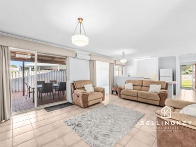 8 YAMA CLOSE, Carramar WA 6031