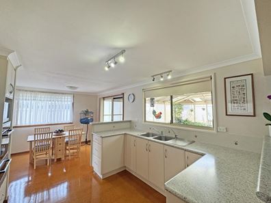 2 McGinn Place, Castletown WA 6450