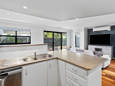 13/79 Sticks Boulevard, Erskine WA 6210