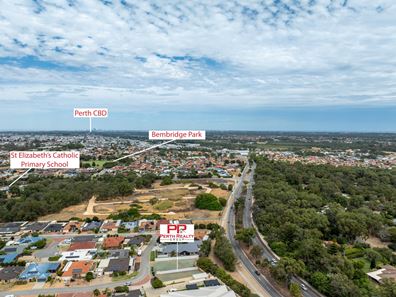 20 Wayford Circle, Hocking WA 6065