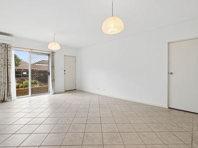 2/210 North Beach Drive, Tuart Hill WA 6060