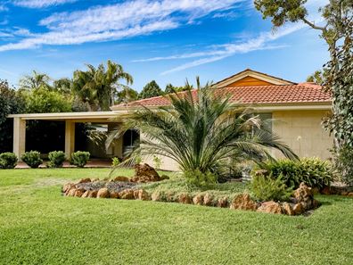 14 Jenkinson Street, Gosnells WA 6110