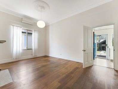 18 Gold Street, South Fremantle WA 6162