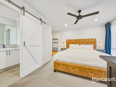 1 Nettup Street, Hammond Park WA 6164