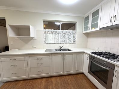 7 Barwon Street, Lesmurdie WA 6076