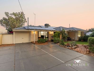 13 North Crescent, Byford WA 6122