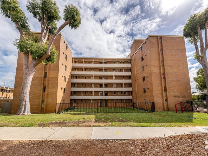 11/53 Leonard Street, Victoria Park WA 6100