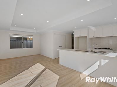 4/5 Glenayle Road, Golden Bay WA 6174