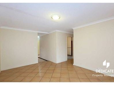 27 Knightsbridge Way, Thornlie WA 6108