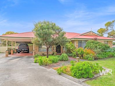 20 Granada Crescent, Orana WA 6330