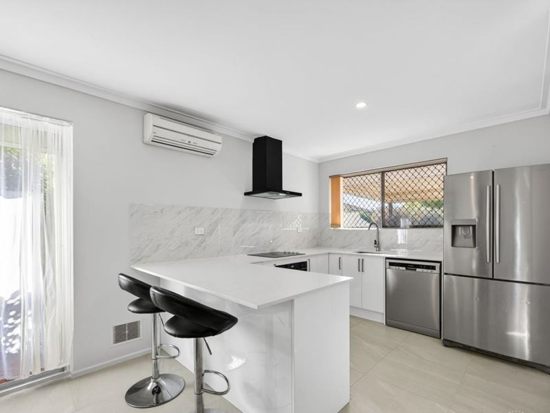 19 Rusham Place, Morley WA 6062