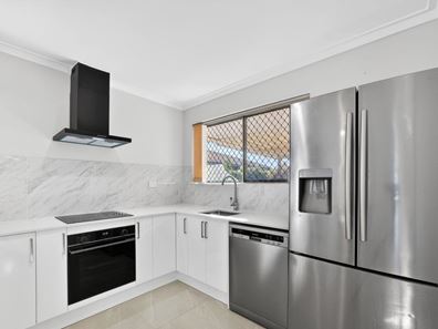 19 Rusham Place, Morley WA 6062