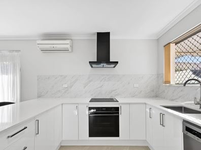 19 Rusham Place, Morley WA 6062