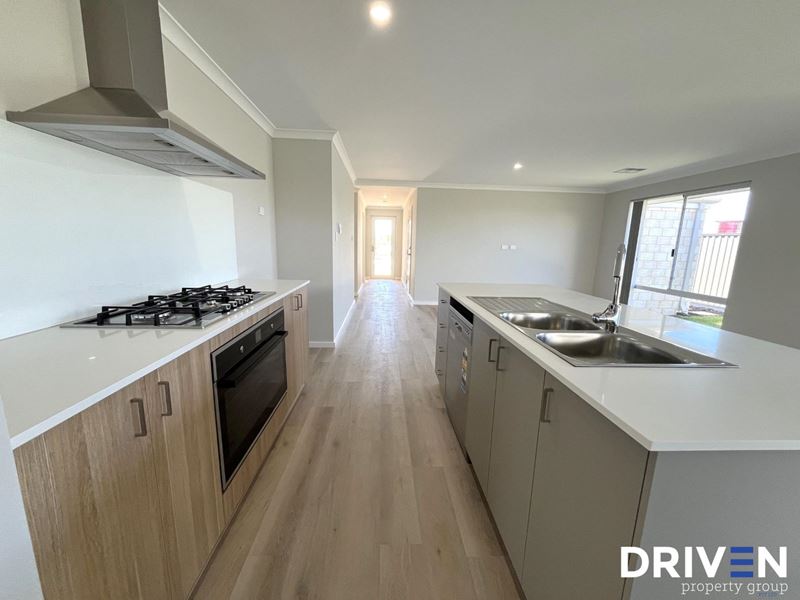 51 Coronado Way, Madora Bay