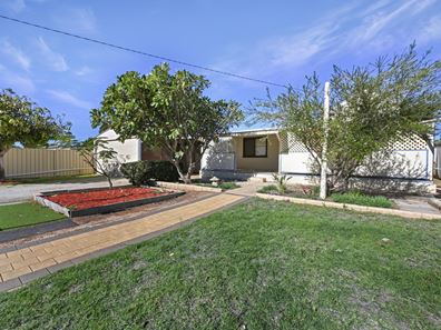 220 Sixth Street, Wonthella WA 6530