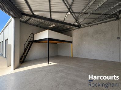 10/15 Crocker Street, Rockingham WA 6168