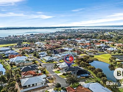 13 Gleneagles Way, Pelican Point WA 6230