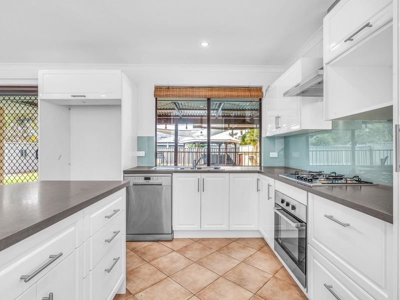29 Ropele Dr, Parkwood