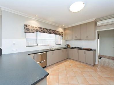 3/93 Norman Street, Innaloo WA 6018