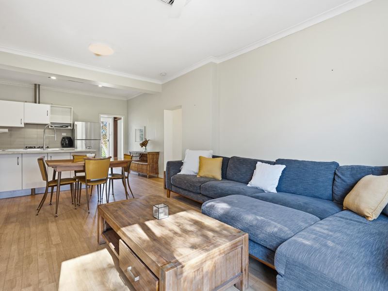 12 Bawdan Street, Willagee WA 6156