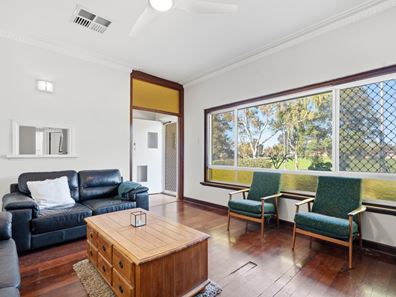 12 Bawdan Street, Willagee WA 6156