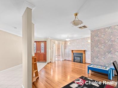 32 Bennett Drive, Canning Vale WA 6155
