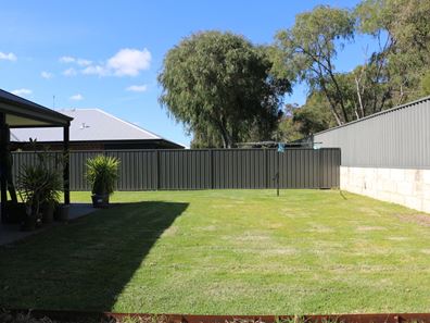 32 Rangatira Crescent, West Busselton WA 6280