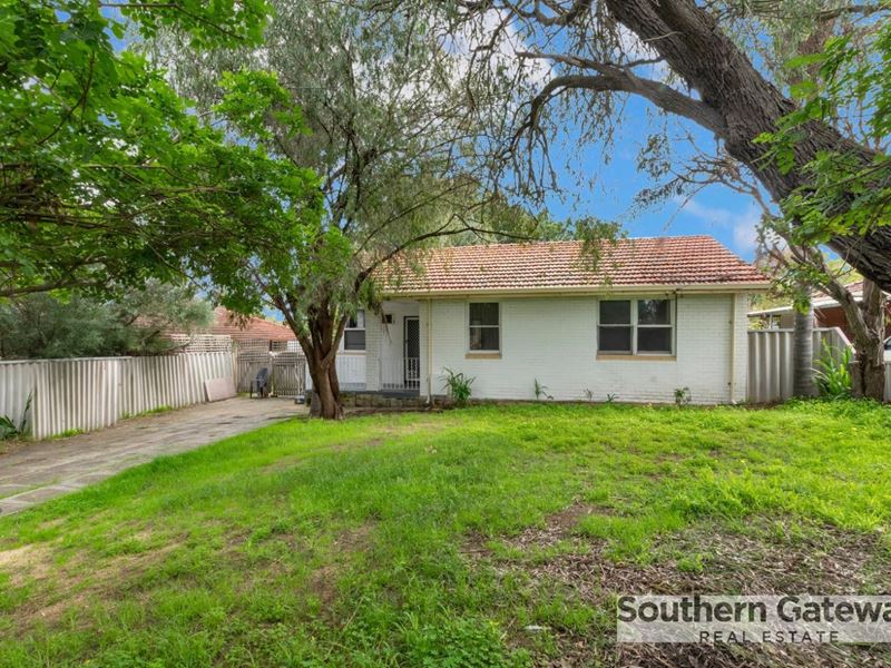 11 Fennager Way, Calista WA 6167