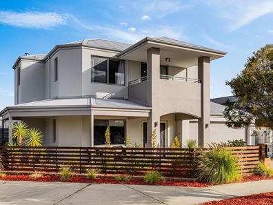56 Barrington Avenue, Champion Lakes WA 6111