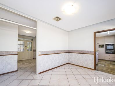 56 Regency  Drive, Thornlie WA 6108