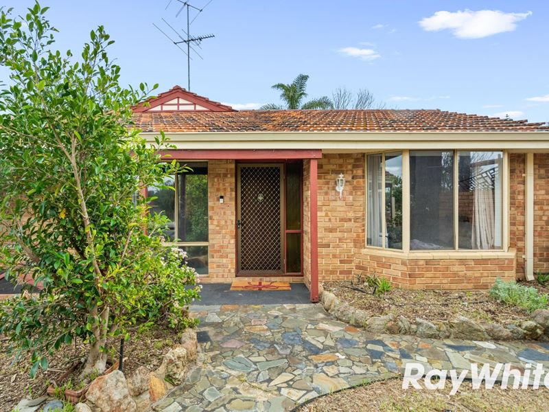 5 Sandford Crescent, Halls Head WA 6210