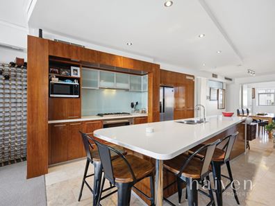 4/12 Stone Street, South Perth WA 6151