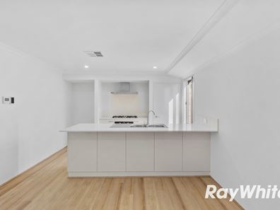 27 Orchardleigh Boulevard, Lakelands WA 6180