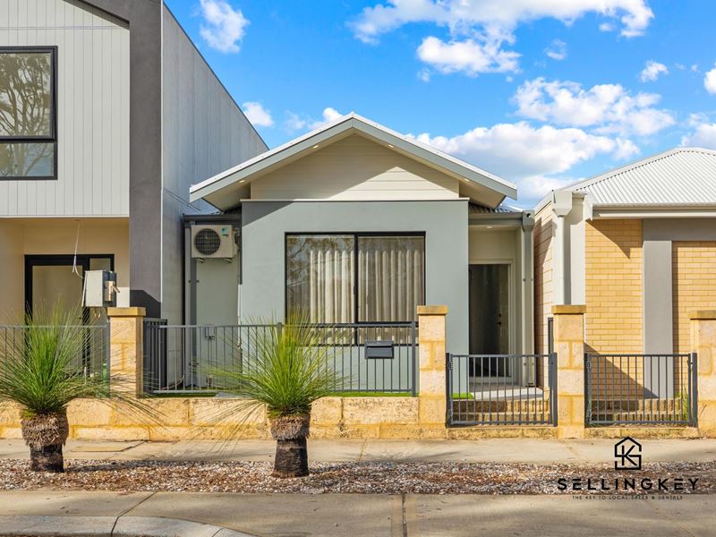 45 EVERGLADES AVENUE, Brabham WA 6055
