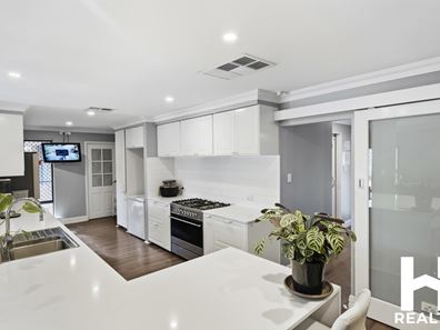 112 Jacaranda Drive, Ballajura WA 6066