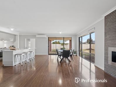 4 Bonarda Way, Caversham WA 6055