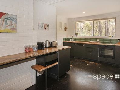 12 Walker Place, Redgate WA 6286