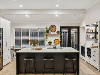 1 Iberis Place, Woodvale WA 6026