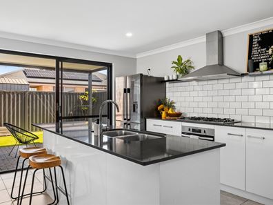 20 Burnett Road, Brabham WA 6055