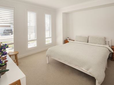 5 Quaker Road, Dunsborough WA 6281