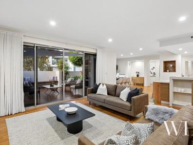 1 Barrow Crescent, North Coogee WA 6163