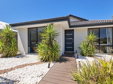 27 Gladstonbury Parade, Baldivis WA 6171